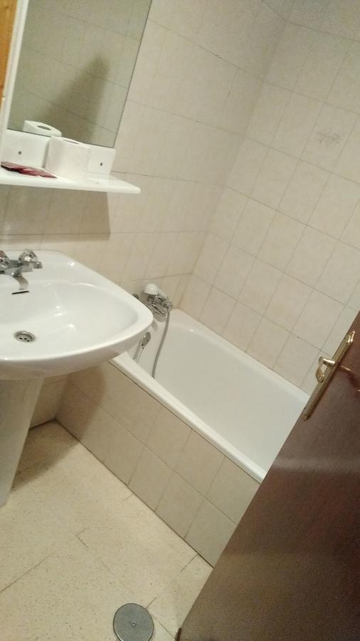 Hostal El Tropezon Matallana de Valmadrigal Екстер'єр фото