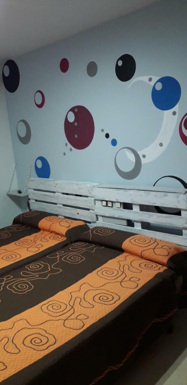 Hostal El Tropezon Matallana de Valmadrigal Екстер'єр фото