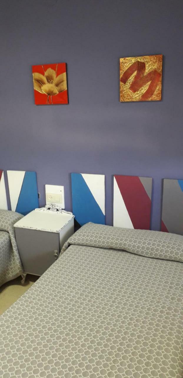 Hostal El Tropezon Matallana de Valmadrigal Екстер'єр фото