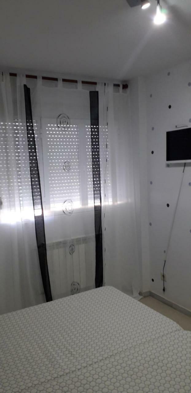 Hostal El Tropezon Matallana de Valmadrigal Екстер'єр фото